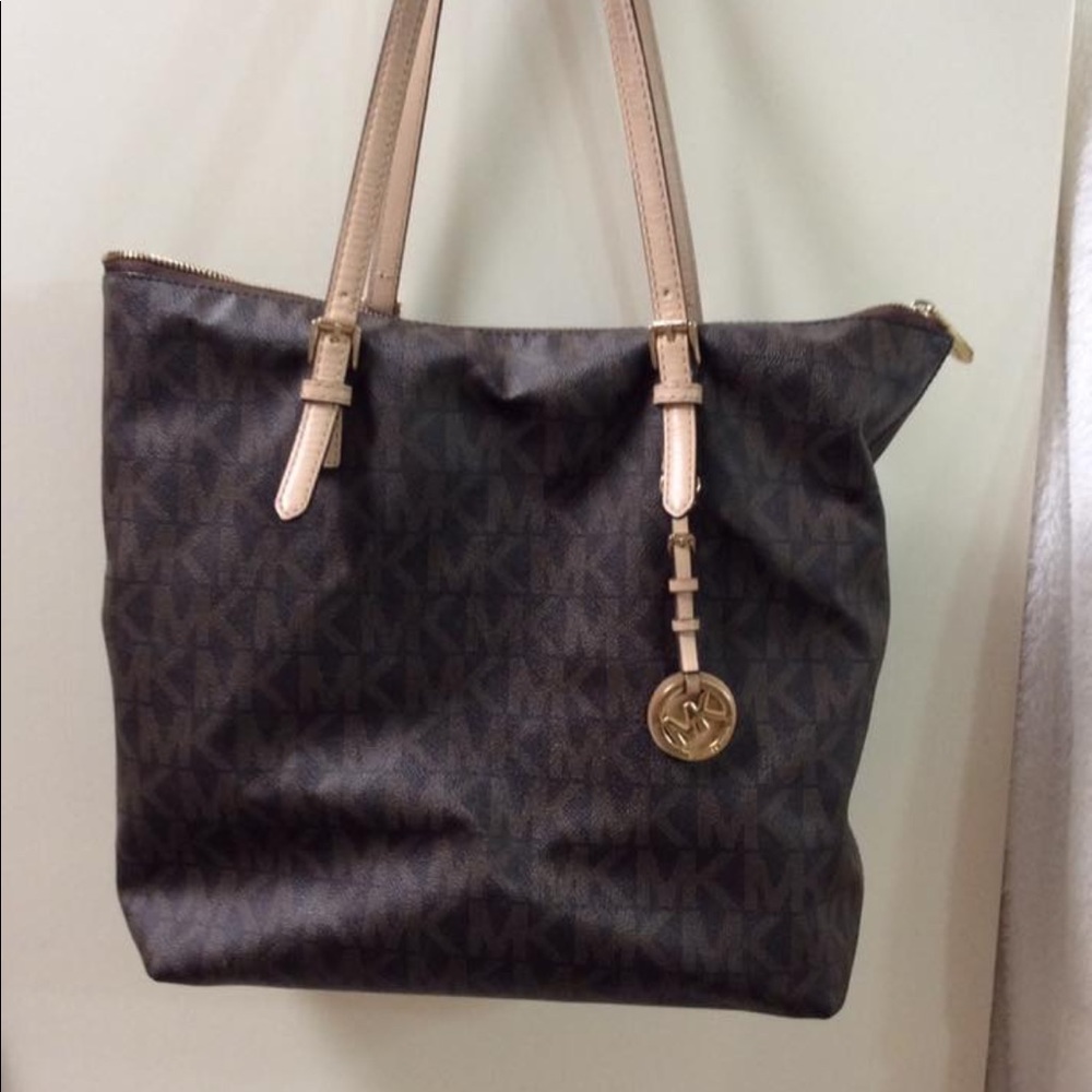 MK large purse