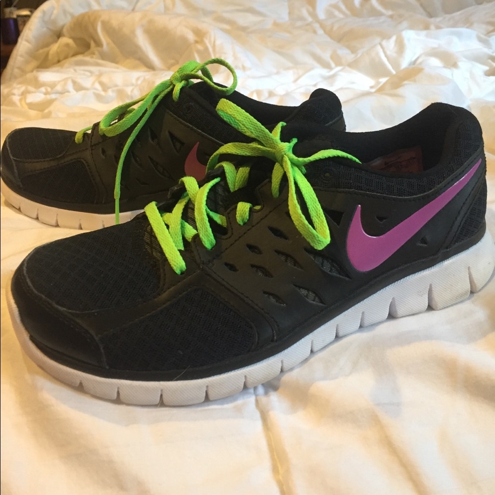 Black Nike size 7.5 worn once!