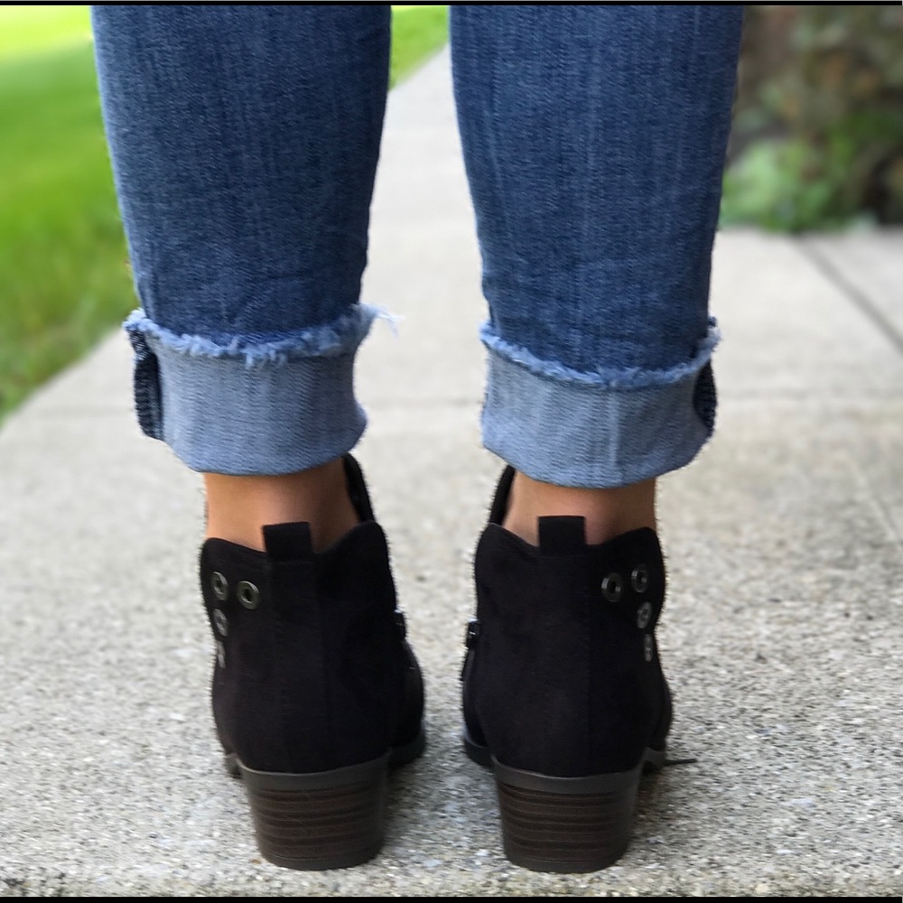 LAST PAIR! Black Side Slit Grommet Booties - Picture 4 of 8