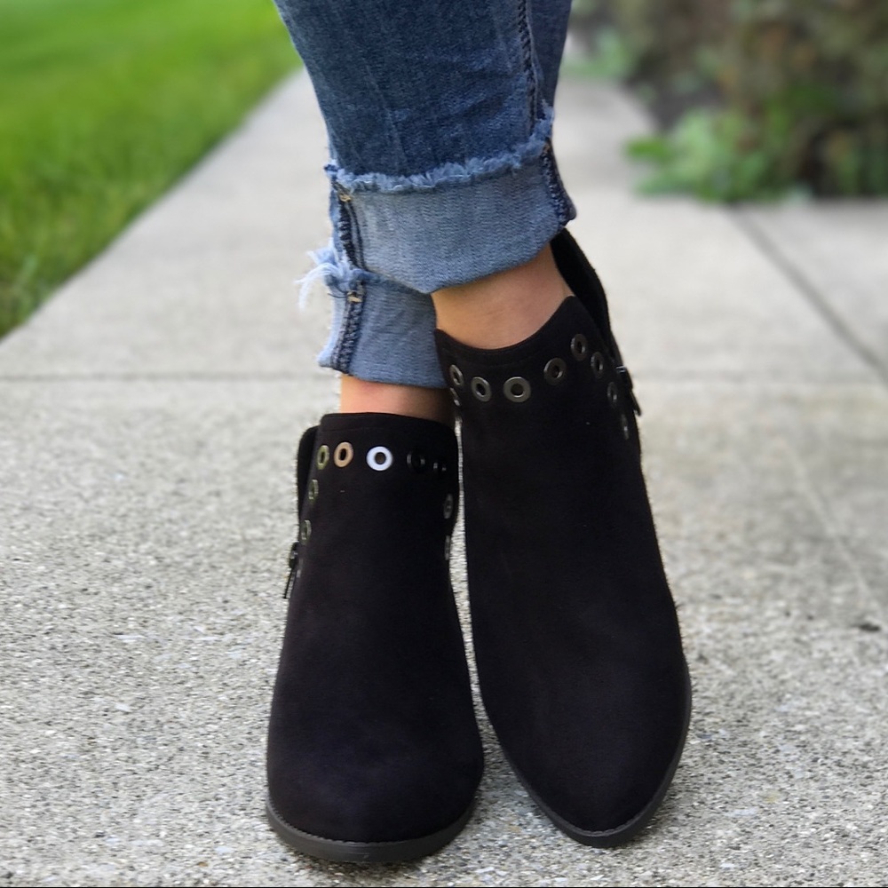 LAST PAIR! Black Side Slit Grommet Booties - Picture 3 of 8