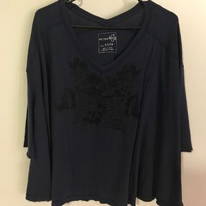 Free people floral indigo Tshirt XS NWT