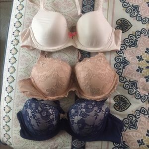 3 Victoria Secret bras