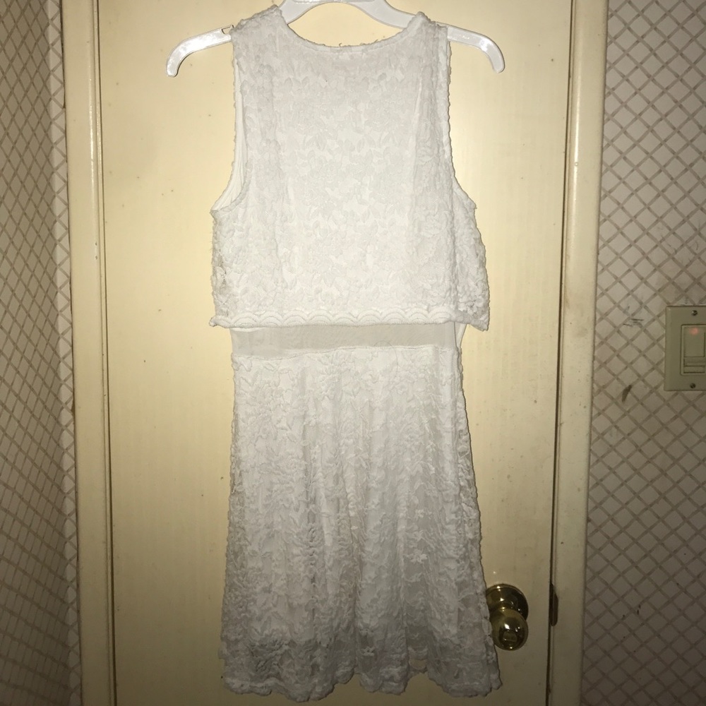 Short white dress
