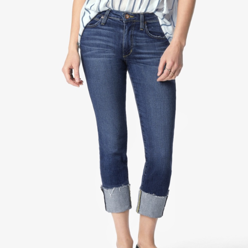 Joe's Cropped Slightly Faded Blue Jeans Size 31