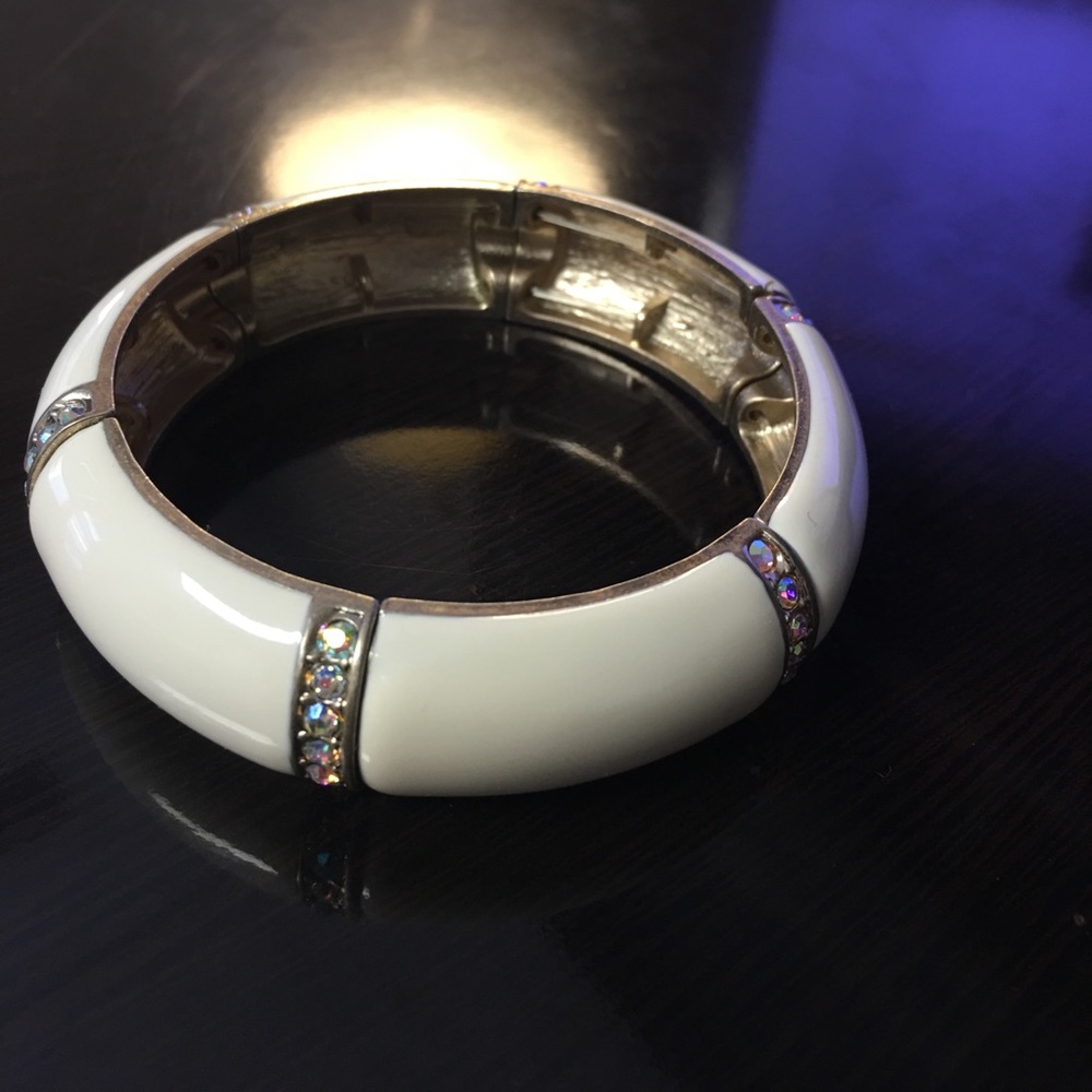 Elastic bangle bracelet with bling!