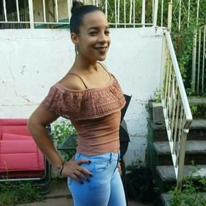 Meet your Posher, Lisandra