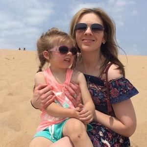 Meet your Posher, Laura