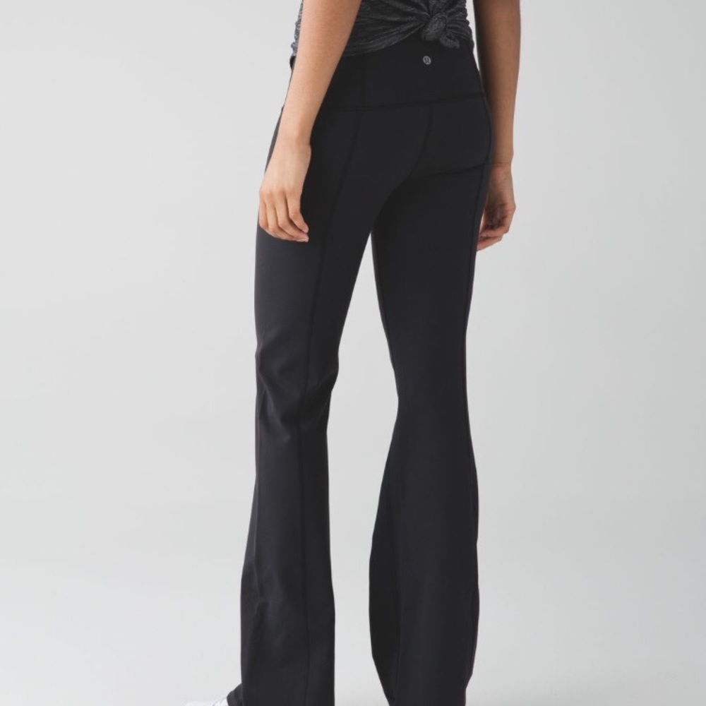 LULULEMON BLACK REVERSIBLE GROOVE YOGA PANTS!!!