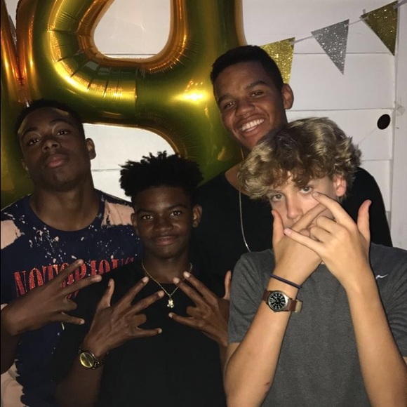 Meet your Posher, Peter - Picture 1 of 1