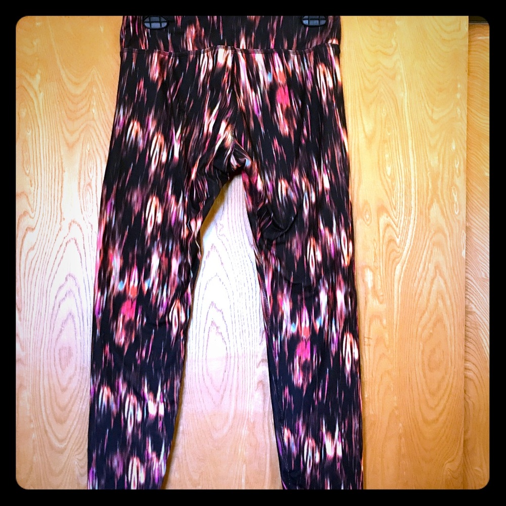 Corepower yoga bright colors 🔶 leggings