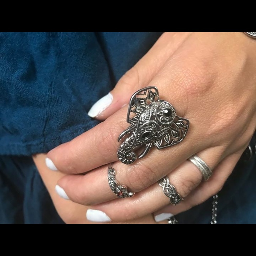 Elephant fashion ring