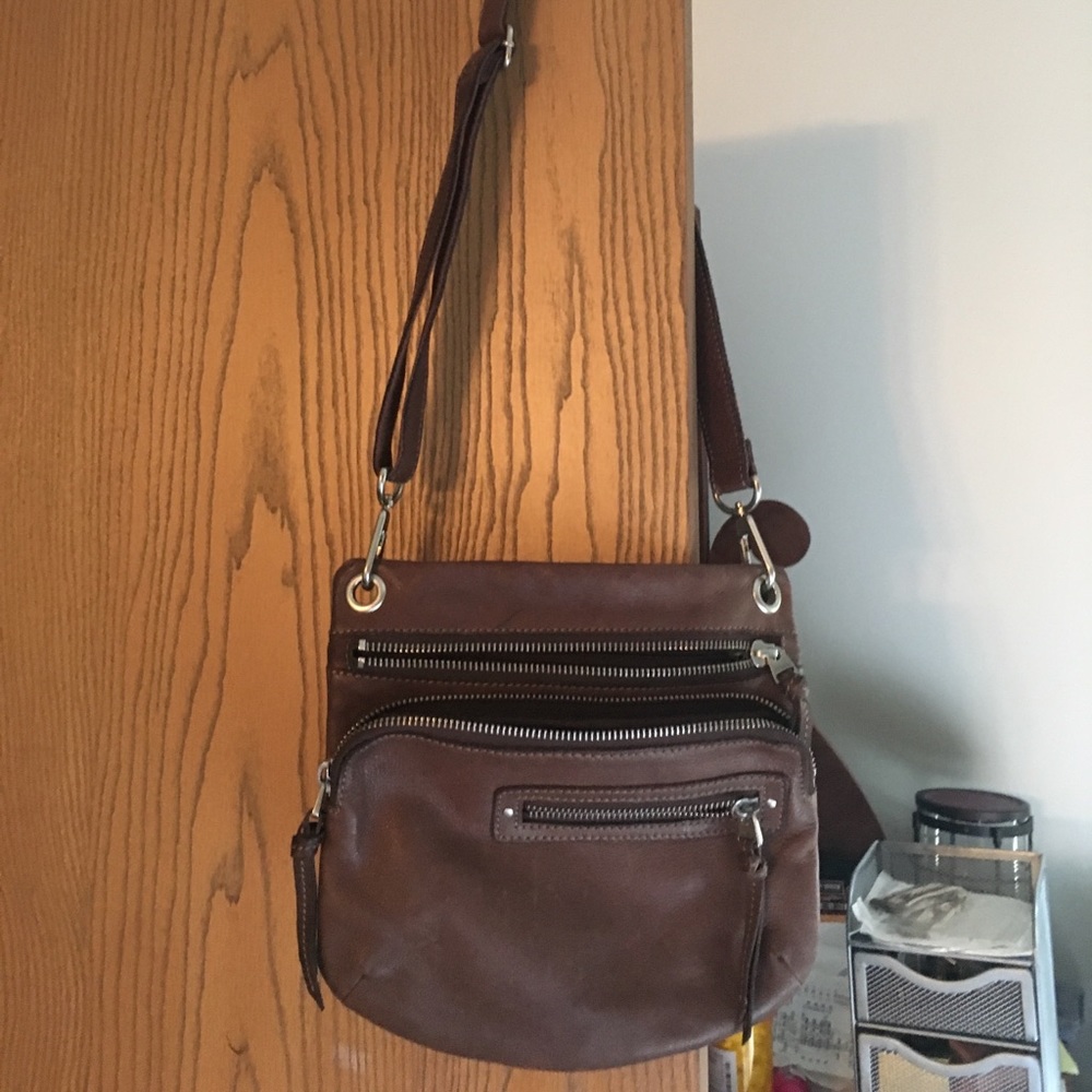 Soft brown leather fossil cross body purse