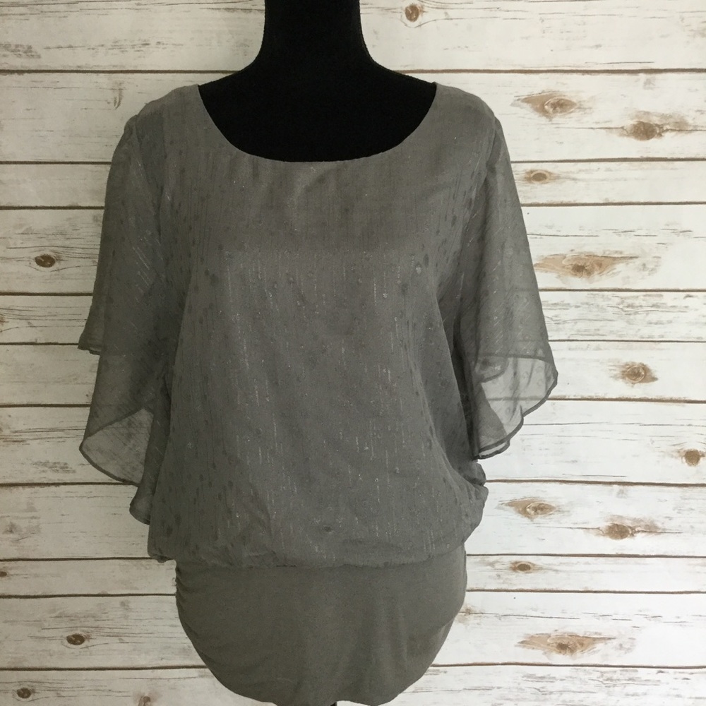 Studio Y Women's Gray Top