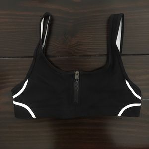 Lululemon never worn bikini top