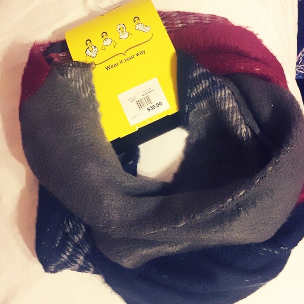 🎀 Loop Scarf - Picture 2 of 2