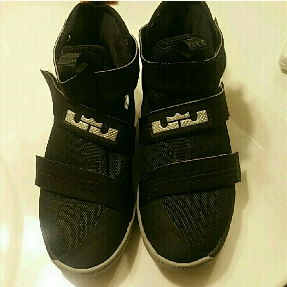 LeBron soldier 10