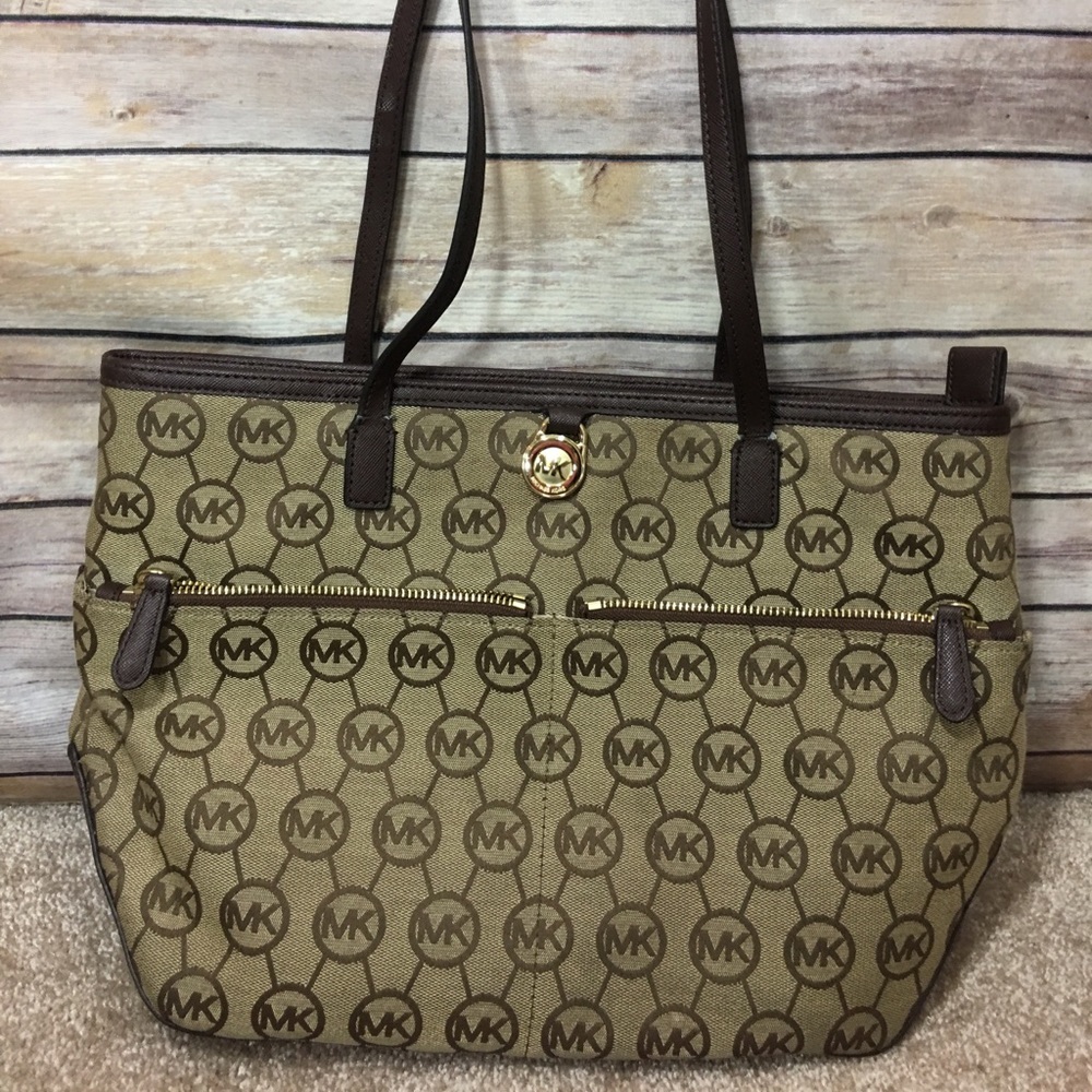 Micheal Kors Bag