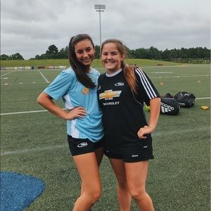 Meet your Posher, Nadia