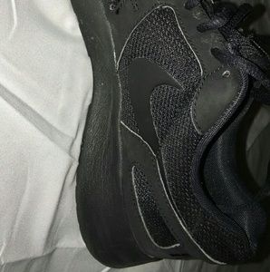 Nike running shoes - black