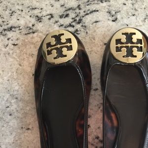 NWOT Tory Butch Tortoise Flats