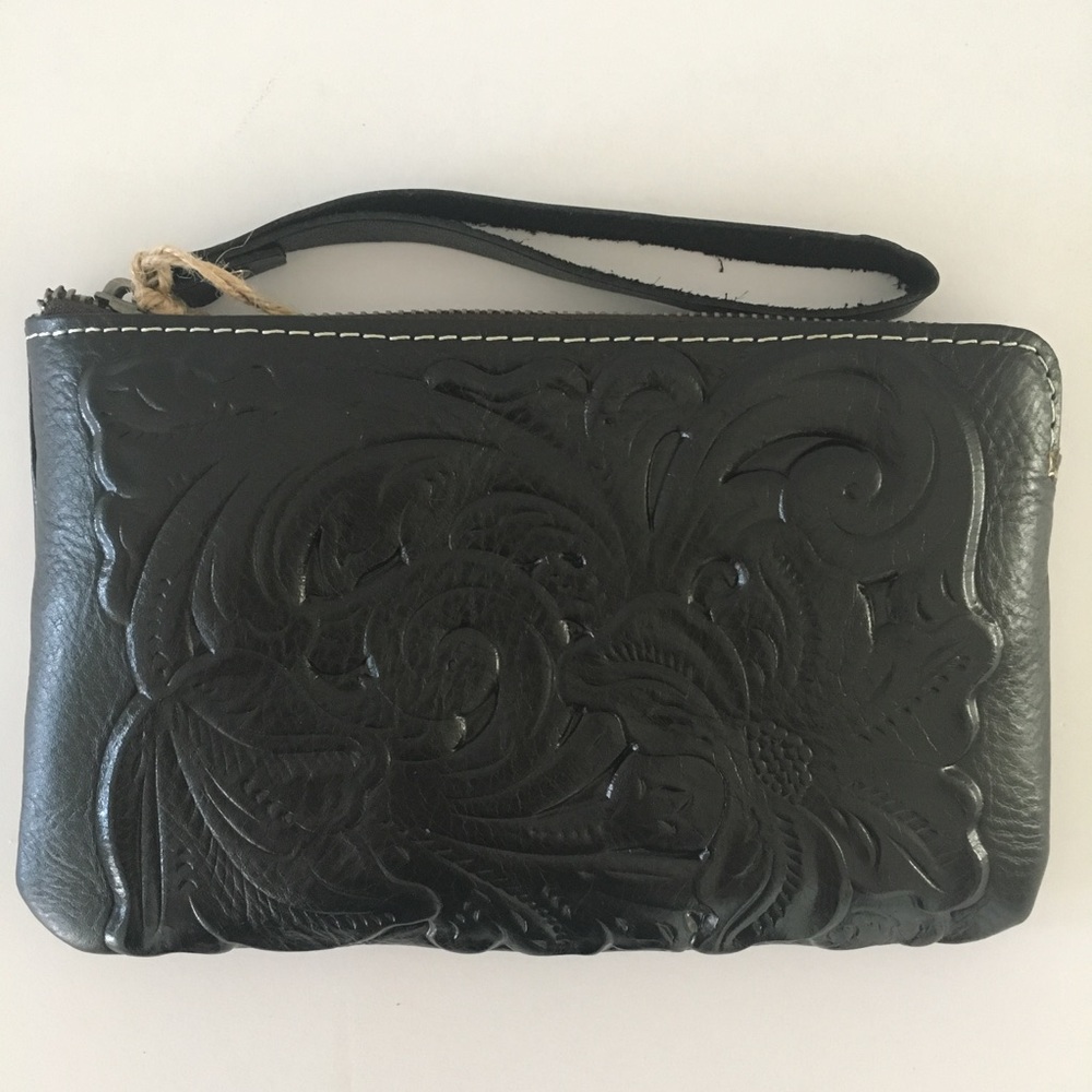 Patricia Nash Capri Wristler Black with dust bag