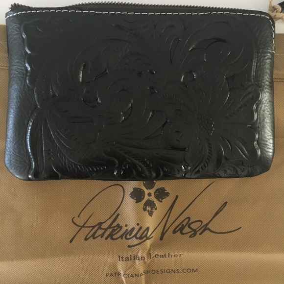 Patricia Nash Capri Wristler Black with dust bag - Picture 4 of 7