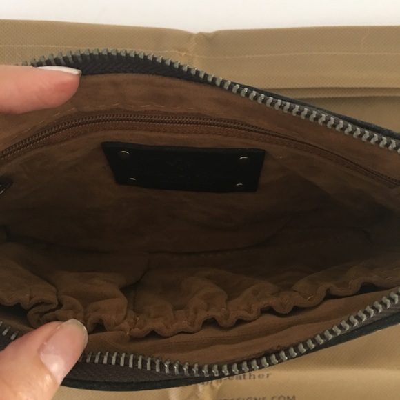 Patricia Nash Capri Wristler Black with dust bag - Picture 5 of 7