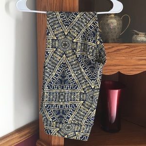 LuLaRoe tall and curvy leggings