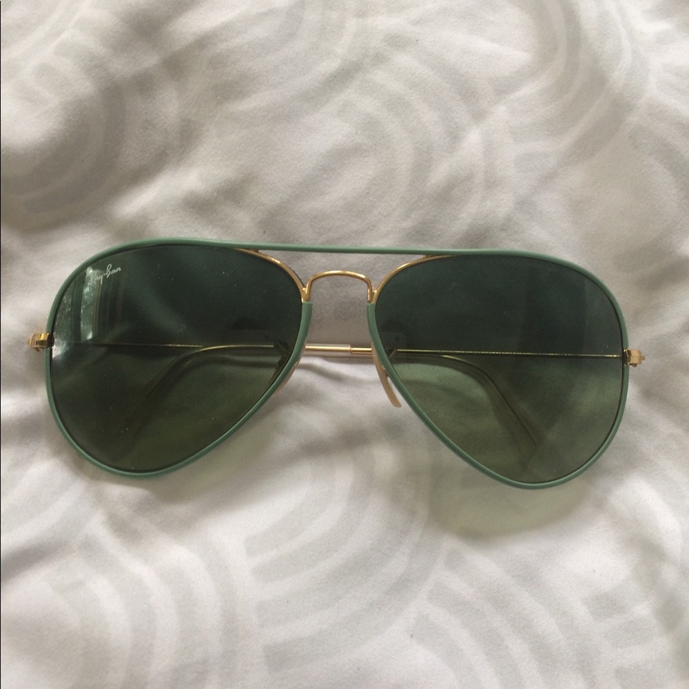 Green Ray-Ban Aviators