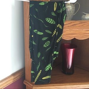 LuLaRoe tall and curvy leggings