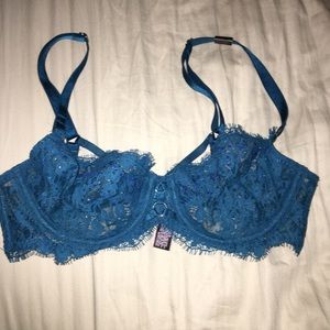 Victoria's Secret 34B Sapphire Bra