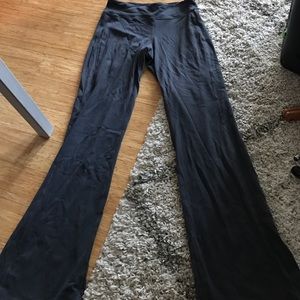 Athleta yoga pants