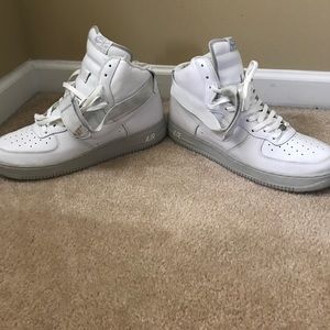 ☑️HIGHTOP AIRFORCES☑️