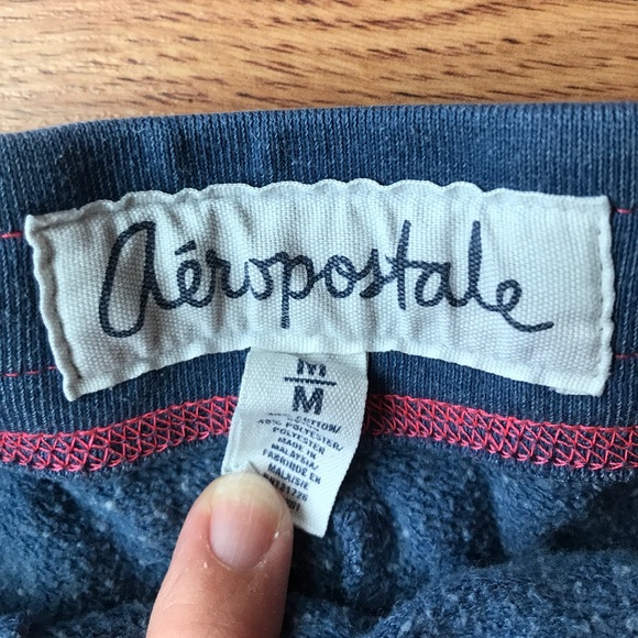 Aeropostale Brand Comfortable Lightweight Shorts! - Picture 2 of 3