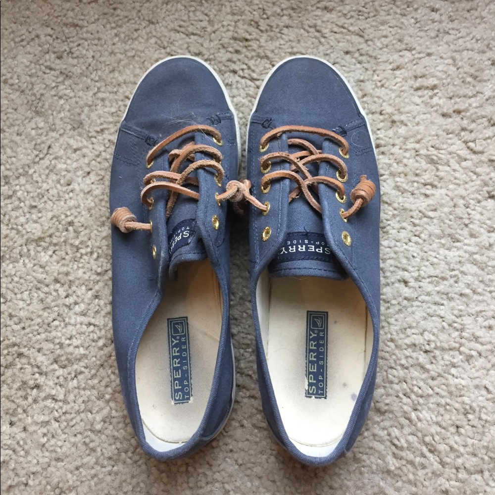 Sperry Topsider slip on shoes