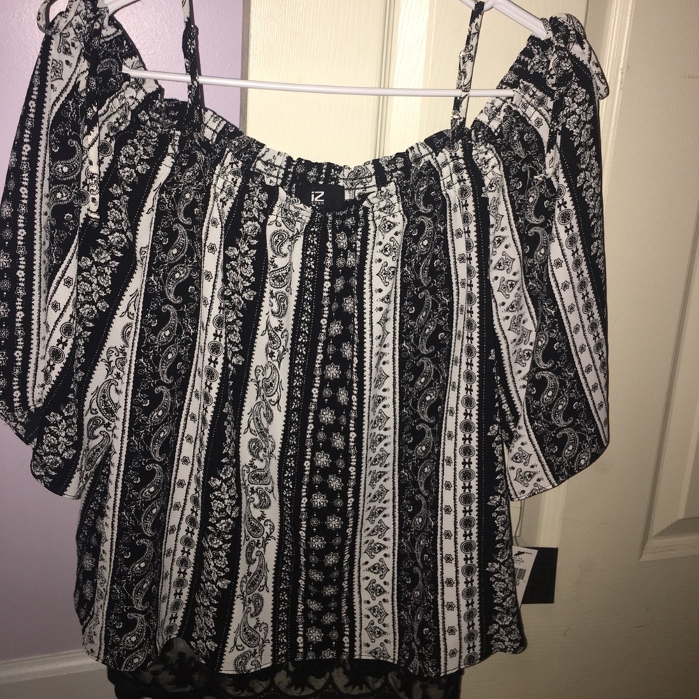 black an white off shoulder top