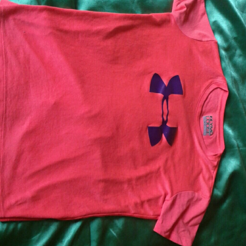 Top  - short sleeve Tee