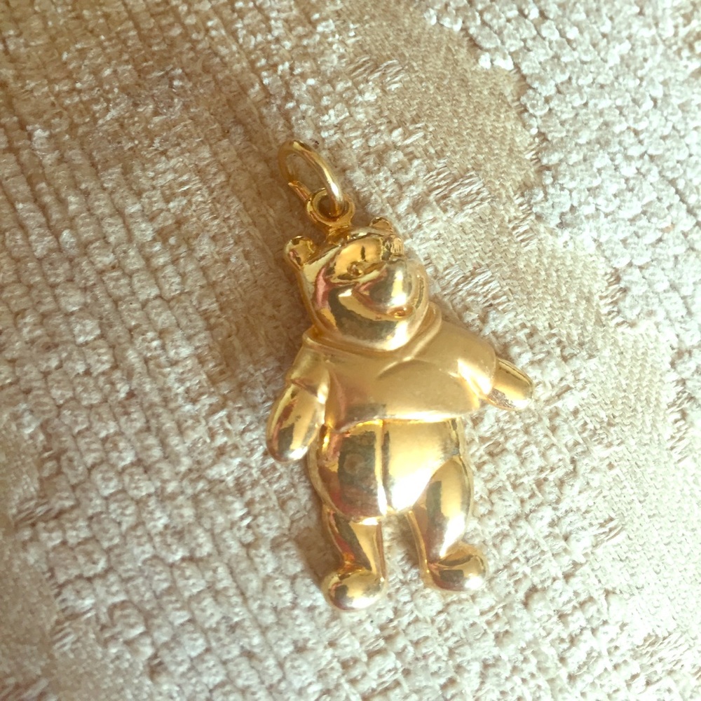 Winnie the pooh Disney gold pendant