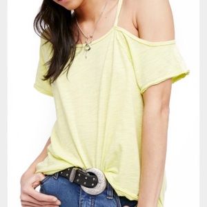 WE THE FREE - Coraline Cold Shoulder Tee