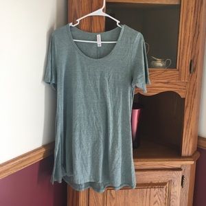 LuLaRoe perfect tee