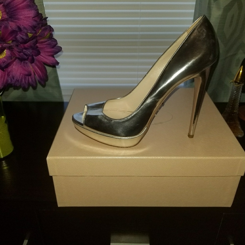 Prada Silver Pumps (Authentic)