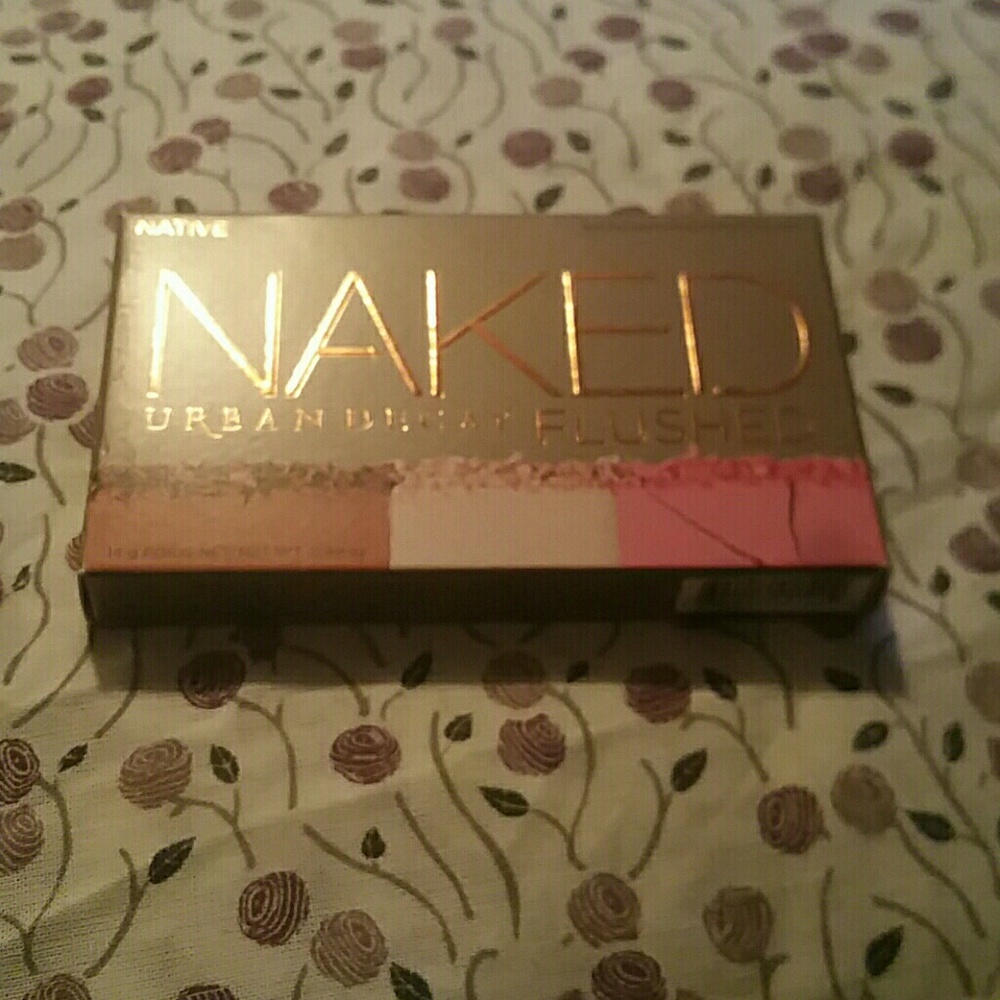 Naked Blushed