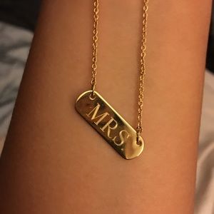 Stella & Dot Engraved Bar Necklace - MRS.