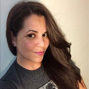 Meet your Posher, Vicky