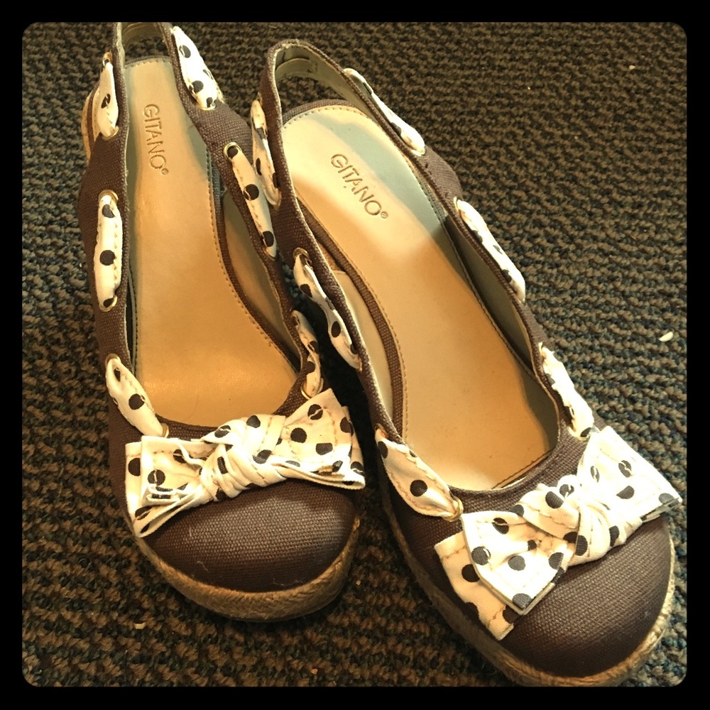 Polka Dot Wedges