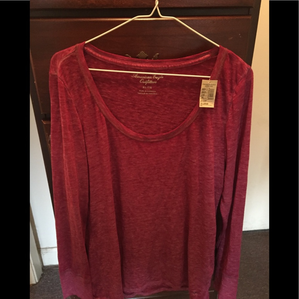 Cute So Comfy top by American Eagle Outfitters XL