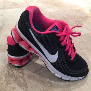 Women's Nike Reax Run 9 - Size 8
