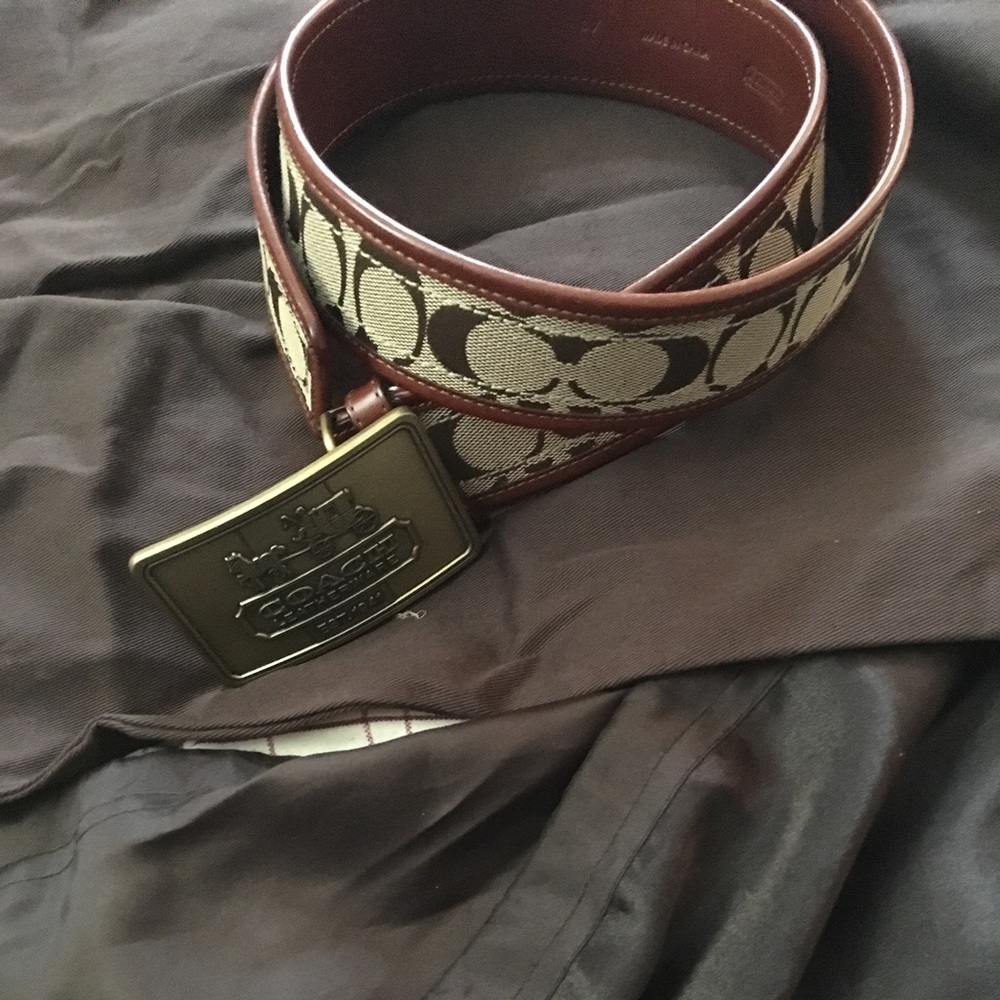 Women's Coach belt