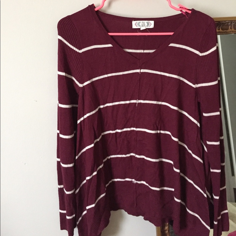 Burgundy/ maroon fall top stripes