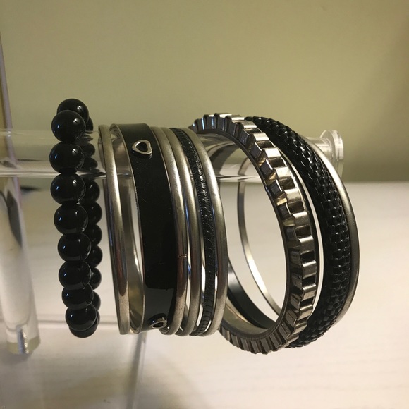 Silver & Black Bracelet Set - Picture 2 of 5